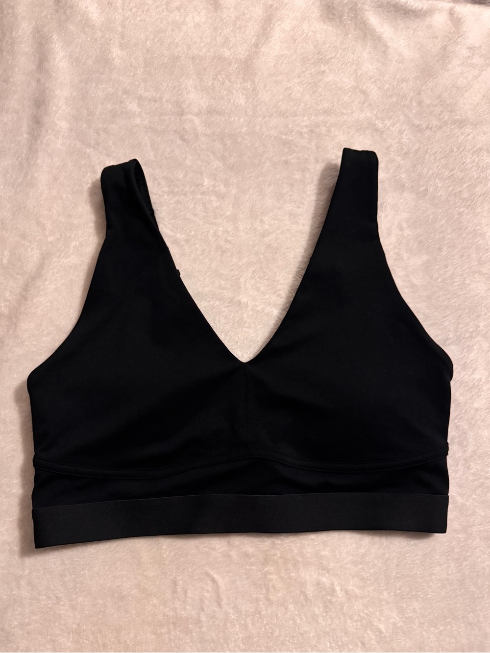 Fabletics All Day Every Day Bra Black M Low Impact Sports Bra Adjustable